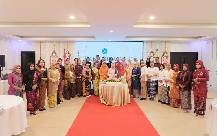 Semangat Kartini Menginspirasi Kader PKK Kapuas untuk Bergerak Bersama