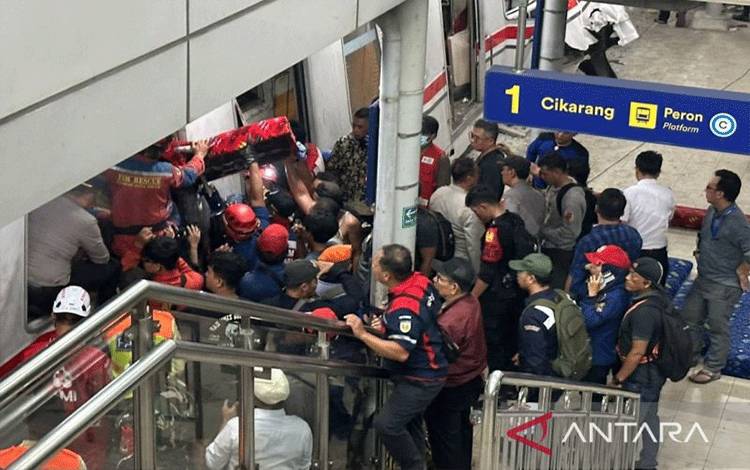 KAI Refund 100 Persen Tiket KA Jarak Jauh Imbas Insiden Bekasi Timur