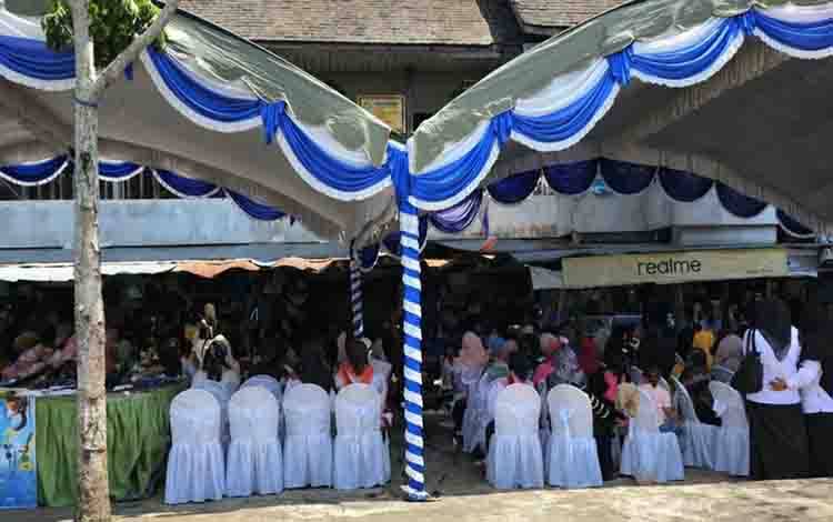 Ekspedisi Rupiah Susur Sungai Disambut Antusias, Warga Kapuas Tukar Uang Hingga Pasar Murah