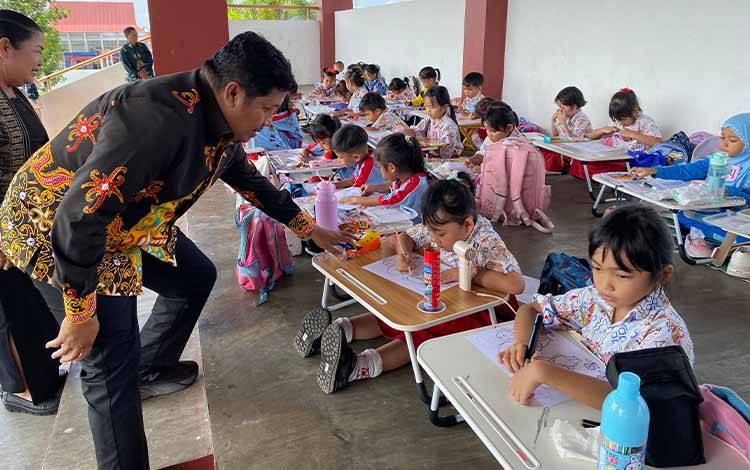 300 Anak PAUD Ikuti Lomba Mewarnai di Barito Selatan