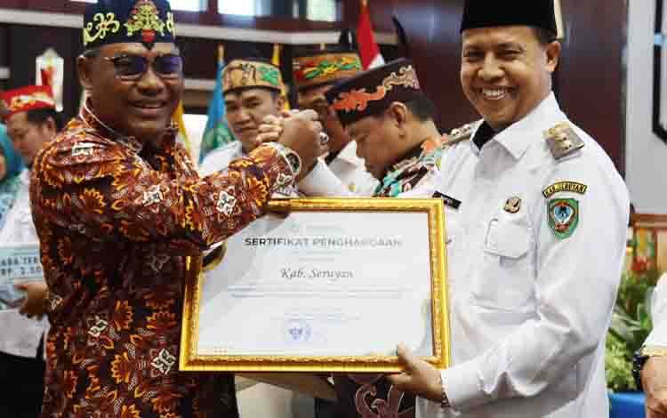 Pemkab Seruyan Raih Penghargaan PJPK Berkualitas dan Pekan Genting