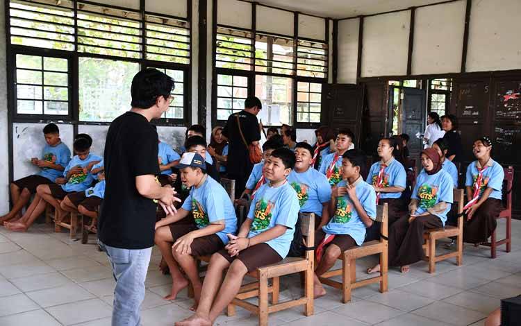 Puluhan Siswa Ikuti Edukasi Orangutan, Pahami Ancaman hingga Peran Pelestarian