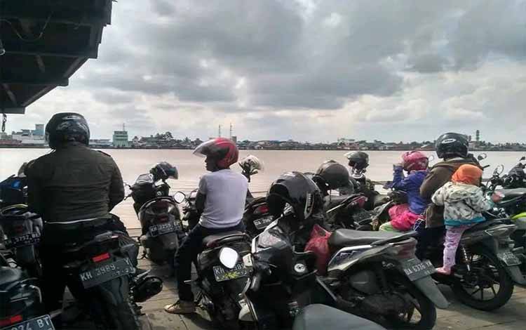 Wacana Kenaikan Tarif Ferry Mawar Kuala Kapuas, Dishub: Belum Ada Koordinasi