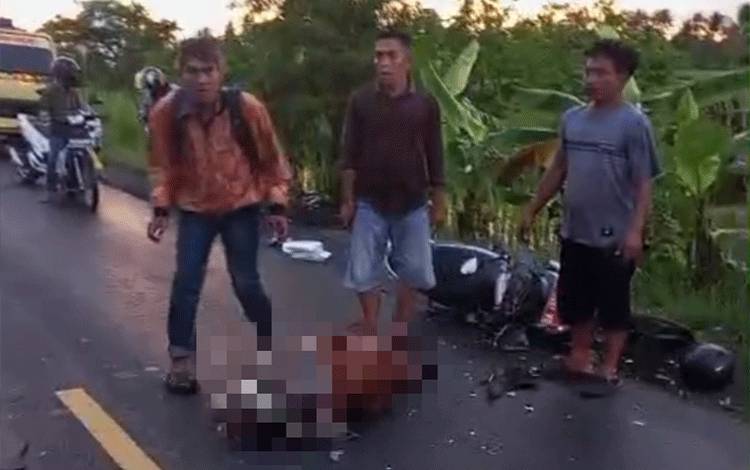Tabrakan Mobil dan Motor di Rantau Badauh sebabkan Seorang Korban Kritis