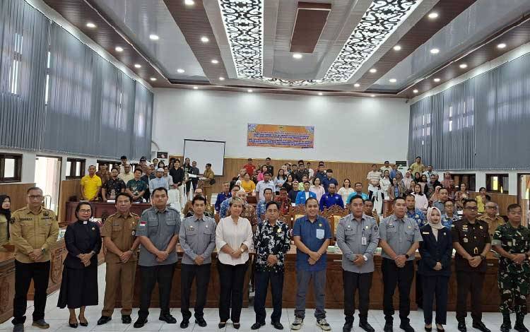 Uji Publik 2 Raperda untuk Mendapatkan Saran Masukan dari Masyarakat Gunung Mas