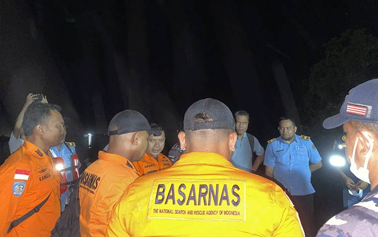 Basarnas Kerahkan Tim Khusus Evakuasi ABK Terjebak di Ruang Kapal