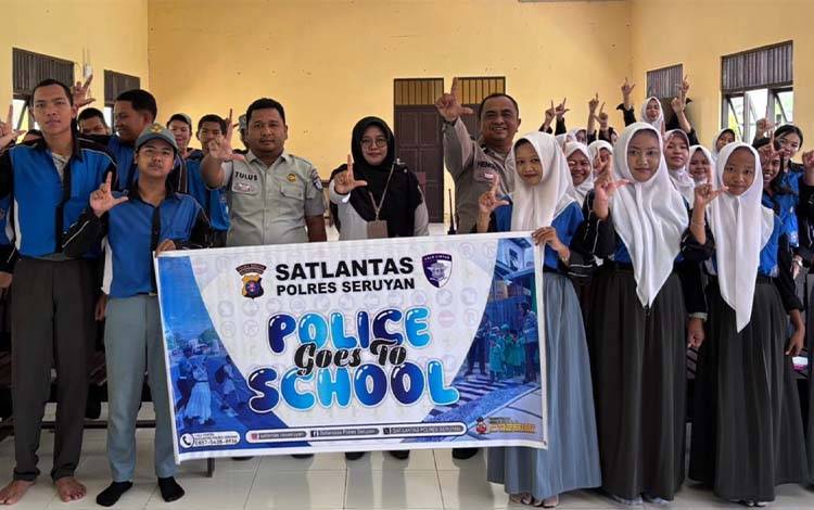 Satlantas Polres Seruyan dan Jasa Raharja Edukasi Pelajar soal Keselamatan Berlalu Lintas
