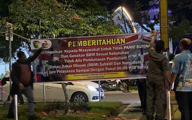 Pemko Pasang Spanduk Anti Panic Buying, Warga Diminta Tak Borong BBM