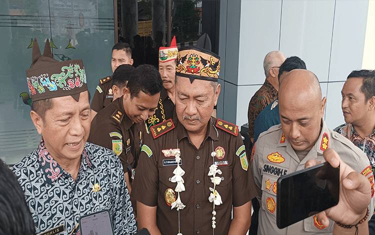 Kajari Barut Ajak Perkuat Sinergi dan Pelayanan Masyarakat Saat Ramah Tamah Bersama Pemkab dan FKPD