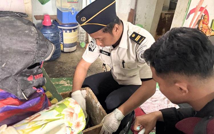 Lapas Kelas IIA Palangka Raya Gelar Razia Gabungan, Bersihkan Lingkungan dari Barang Terlarang dan Praktik Penipuan
