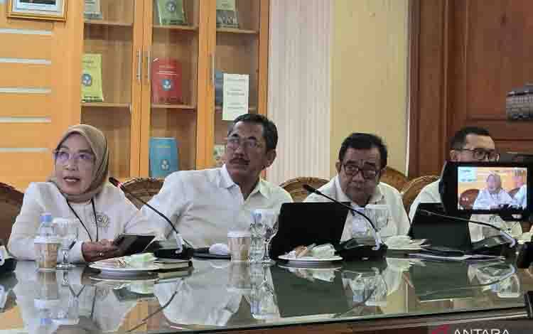 Kemendikdasmen Siapkan Seleksi untuk Beri Kepastian Guru Honorer