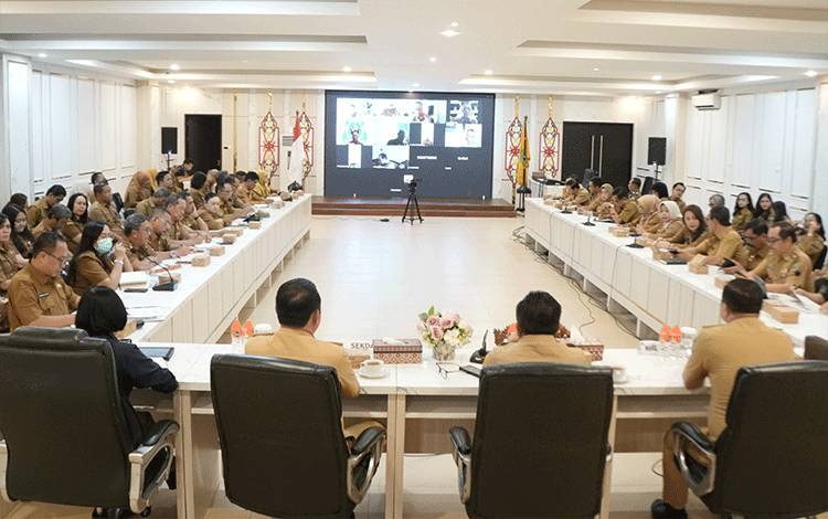 Ego Sektoral dan Sinkronisasi Data Jadi Sorotan dalam Rakor Pemkab Kapuas