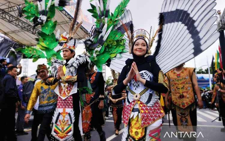 Karnaval FBIM 2026 di Palangka Raya Tampilkan Harmoni Budaya Kalimantan Tengah