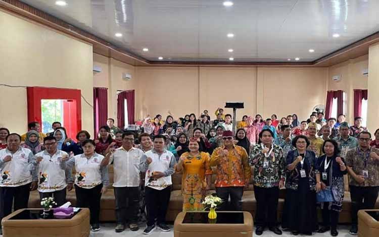 Balai Bahasa Kalteng Gelar Bimtek Guru Utama Revitalisasi Bahasa Daerah di Murung Raya