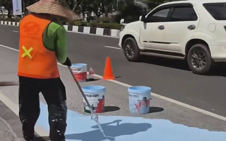 Cat Jalan di Palangka Raya Cepat Pudar, DPRD Minta Pihak Terlibat Bertanggungjawab