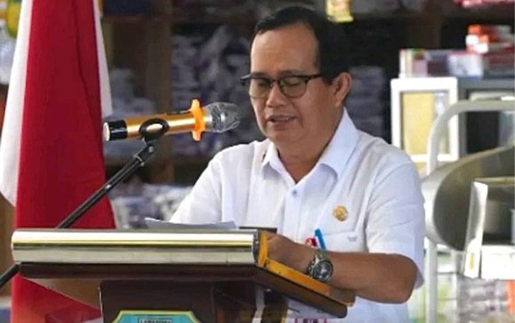 Pemkab Lamandau Tera Ulang Timbangan Milik Pedagang Pasar Nanga Bulik
