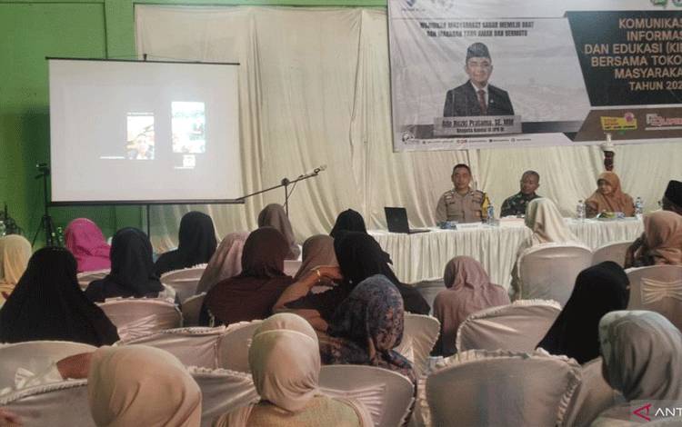Anggota DPR Ingatkan Masyarakat Cerdas Pilih Kosmetik, Obat & Makanan
