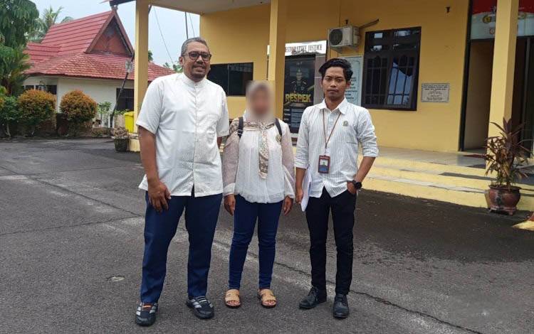 Diceraikan Tanpa Tahu Proses Sidang, Warga Kobar Lapor Polsek Arsel