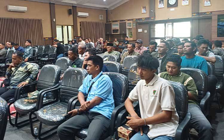 Poktan di Teluk Sampit Keluhkan Panjangnya Administrasi untuk Dapat BBM Subsidi