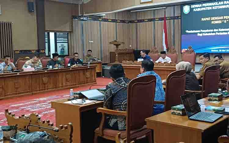 Petani Teluk Sampit Ancam Kembalikan Alsintan Akibat Sulit Dapat Solar Subsidi