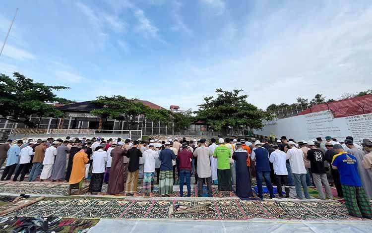Salat Iduladha di Rutan Tamiang Layang Berlangsung Khidmat, Perkuat Pembinaan Spiritual Warga Binaan