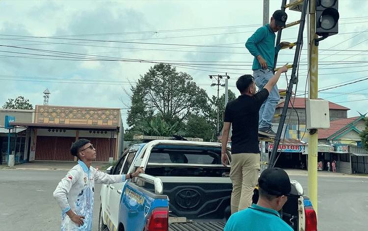 Dishub Lamandau Benahi Lampu Lalu Lintas di Dua Persimpangan Strategis