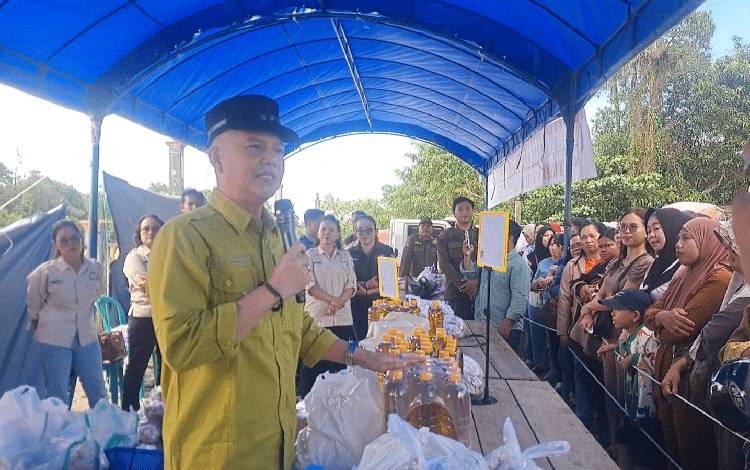 Beras hingga Minyak Goreng Murah Ludes Terjual di Kuala Kurun