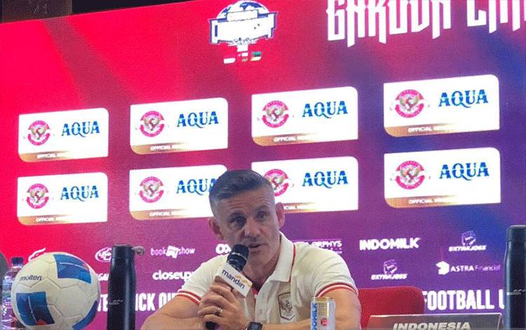 Herdman Anggap Pelatih Vietnam Sedang Pantau Timnya