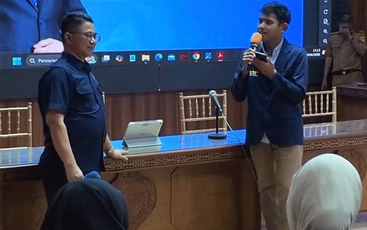 Wakil Ketua III DPRD Kalteng Berbagi Inspirasi dan Pengalaman dalam Kuliah Lapangan Mahasiswa UMP