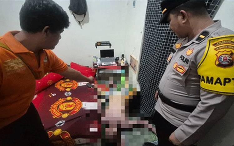 Diduga Tersengat Listrik Seorang Pria Tewas Di Kamar Kos