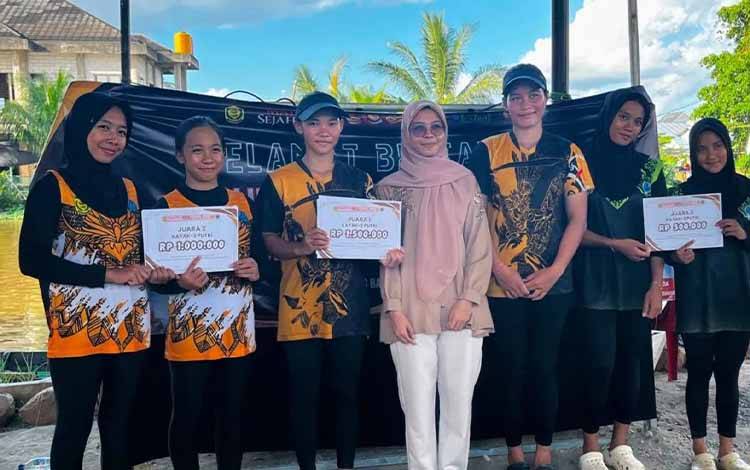 Dua Atlet Dayung Putri Katingan Raih Juara di Wali Kota Cup Banjarmasin 2026