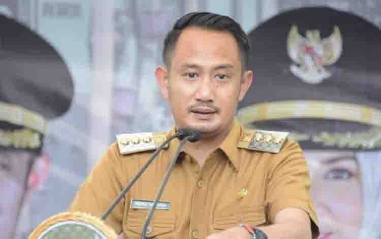 Wali Kota Palangka Raya Bantah Beli Mobil Dinas Mewah