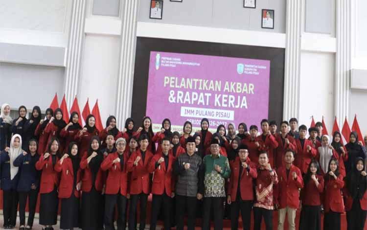 Hadiri Pelantikan PC IMM Pulang Pisau, Wabup Jayadikarta Minta Mahasiswa Jadi Agen Perubahan
