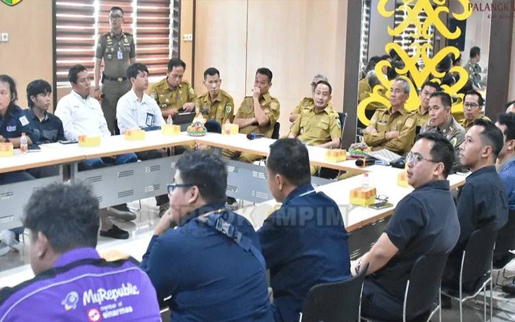 Pemko Palangka Raya Kaji Rencana Underground Ducting Kabel Telekomunikasi