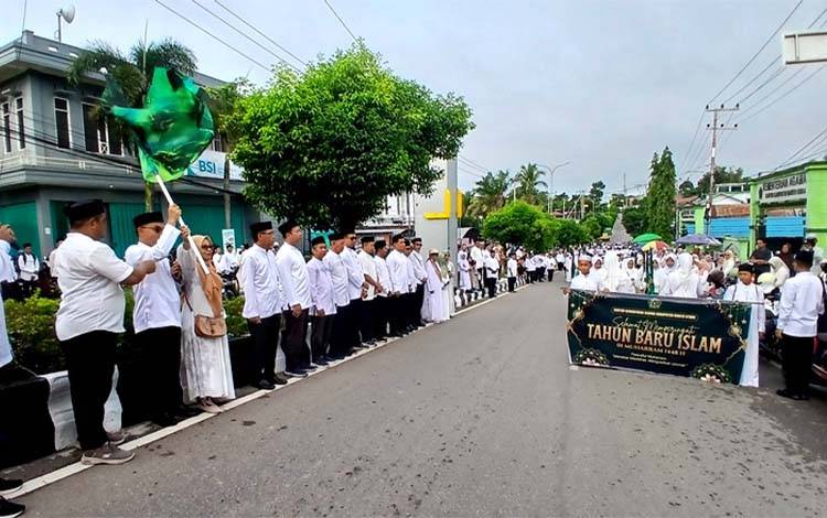 Kemenag Barito Utara Gelar Pawai Taaruf Sambut 1 Muharram 1448 H