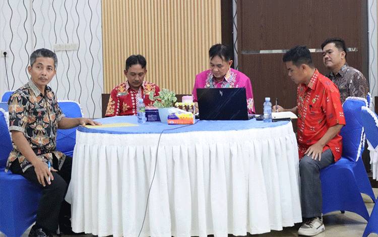 Bupati Barito Timur Minta Mahasiswa KKN UPR Bantu Gali Potensi dan Pecahkan Persoalan di Desa