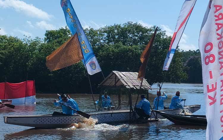 Sambut Hari Bhayangkara ke-80, Kapolda Kalteng Buka Lomba Besei Kambe Lestarikan Budaya Daerah