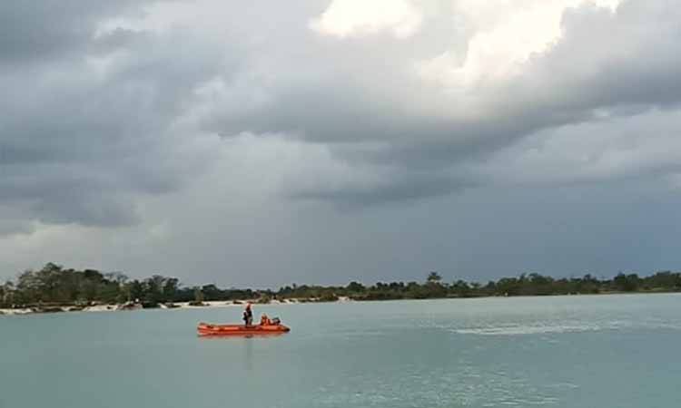 Remaja Dilaporkan Hilang di Danau Biru Banjar, Tim Gabungan Masih Melakukan Pencarian