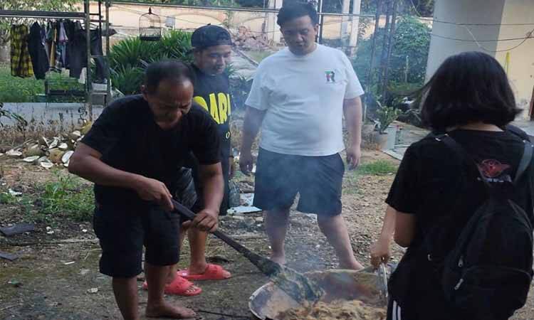 Harga Durian Turun Saat Panen Raya, Bupati Lamandau Ajak Warga Kembangkan Produk Olahan