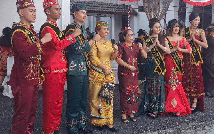 Dewan Berharap Putra Putri Pariwisata Jadi Duta Promosi Wisata dan Budaya Gunung Mas