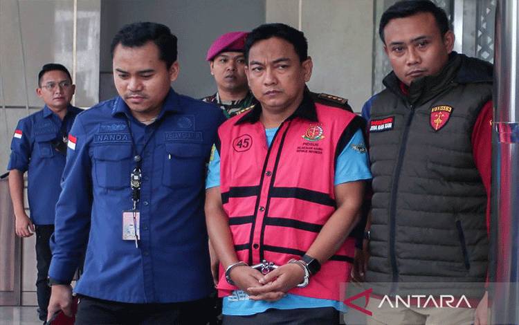 Eks Ketua Ombudsman Jalani Sidang Perdana Kasus Korupsi Nikel