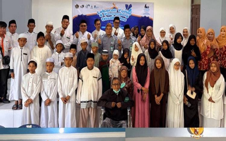 Kemenag Kotim Salurkan 344 Paket Sembako di Momen Lebaran Yatim dan Penyandang Disabilitas