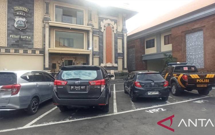KPK Periksa Enam Orang Kasus Izin Tinggal WNA
