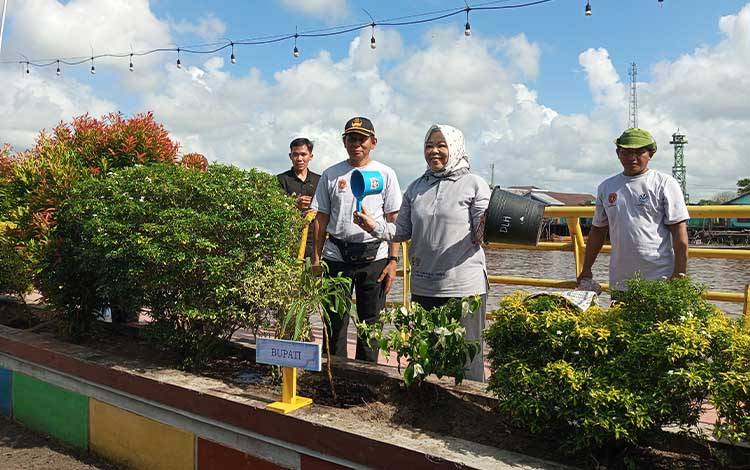 Peringati Hari Lingkungan Sedunia 2026, Bupati Kobar Ajak Masyarakat Bergerak Nyata Jaga Kelestarian Alam