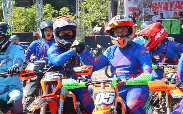 Polres Bartim Promosikan Wisata Alam Lewat Bhayangkara Trail Adventure yang Diikuti 900 Rider