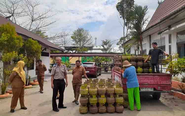 Pemko Palangka Raya Gelar Operasi Pasar Elpiji 3 Kilogram