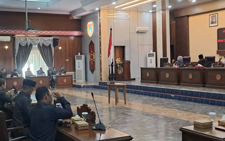 Fraksi PAN-PKS DPRD Kobar Soroti Jalan Gelap dan Dugaan Transaksi Narkoba di Gang Bayam