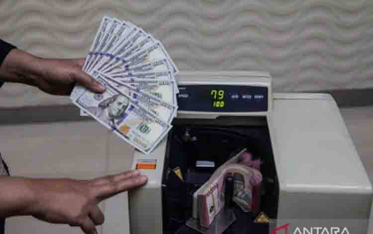 Rupiah Melemah ke Rp17.907 Seiring Ketidakpastian Negosiasi AS-Iran