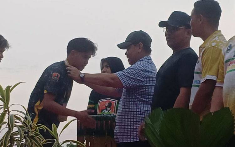 Bupati Kotim Dorong Turnamen HNR Cup Jadi Agenda Tahunan Olahraga di Kalimantan Tengah