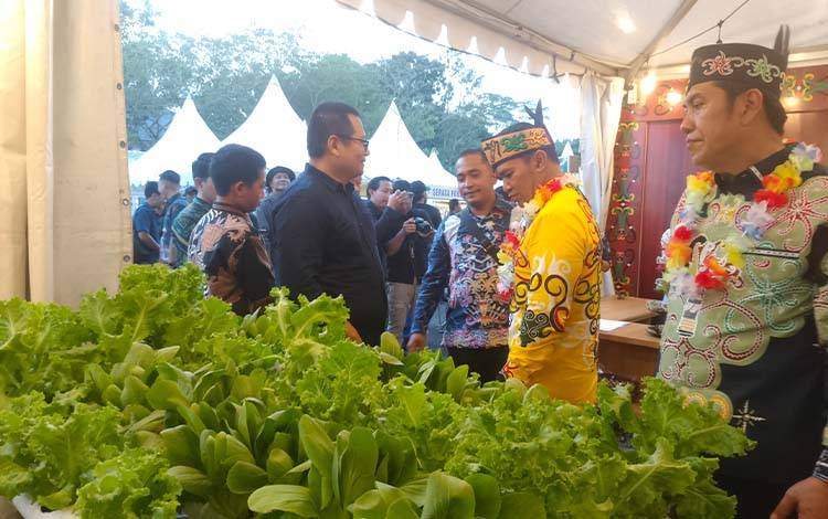 PLTU Pulang Pisau Promosikan Produk UMKM Binaan di Handep Hapakat Fair